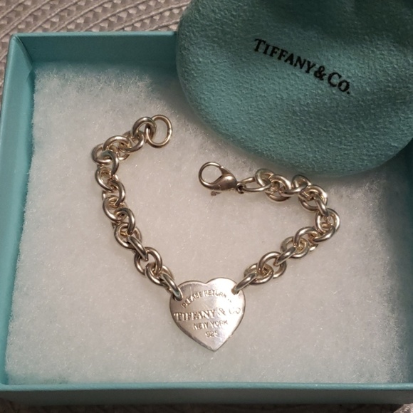 Tiffany & Co. Jewelry - RETURN TO TIFFANY HEART BRACELET